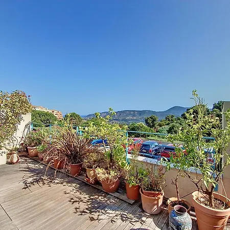 Duplex Avec Terrasse & Vue Degagee Dans Domaine Prive A ماندوليو لا نابول